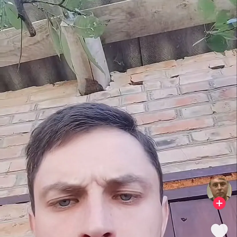 chat with ai character: Олександр