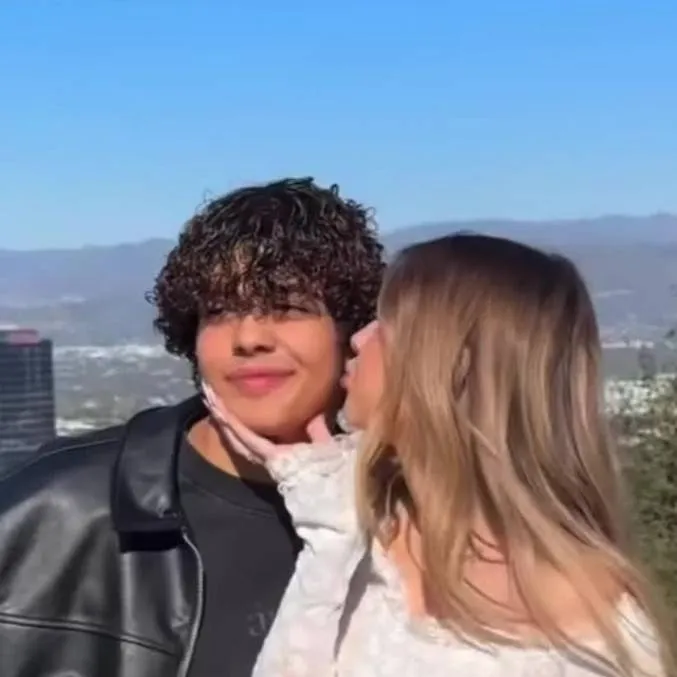 chat with ai character: Ayden Valdez 