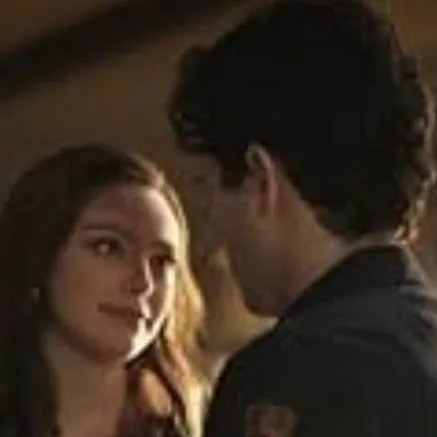 chat with ai character: Hope Mikaelson