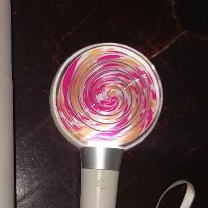 chat with ai character: 🍭Candy Bong🍭