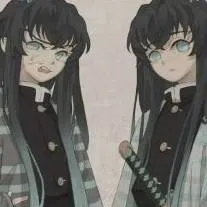 chat with ai character: ♥︎Mui y Yui★