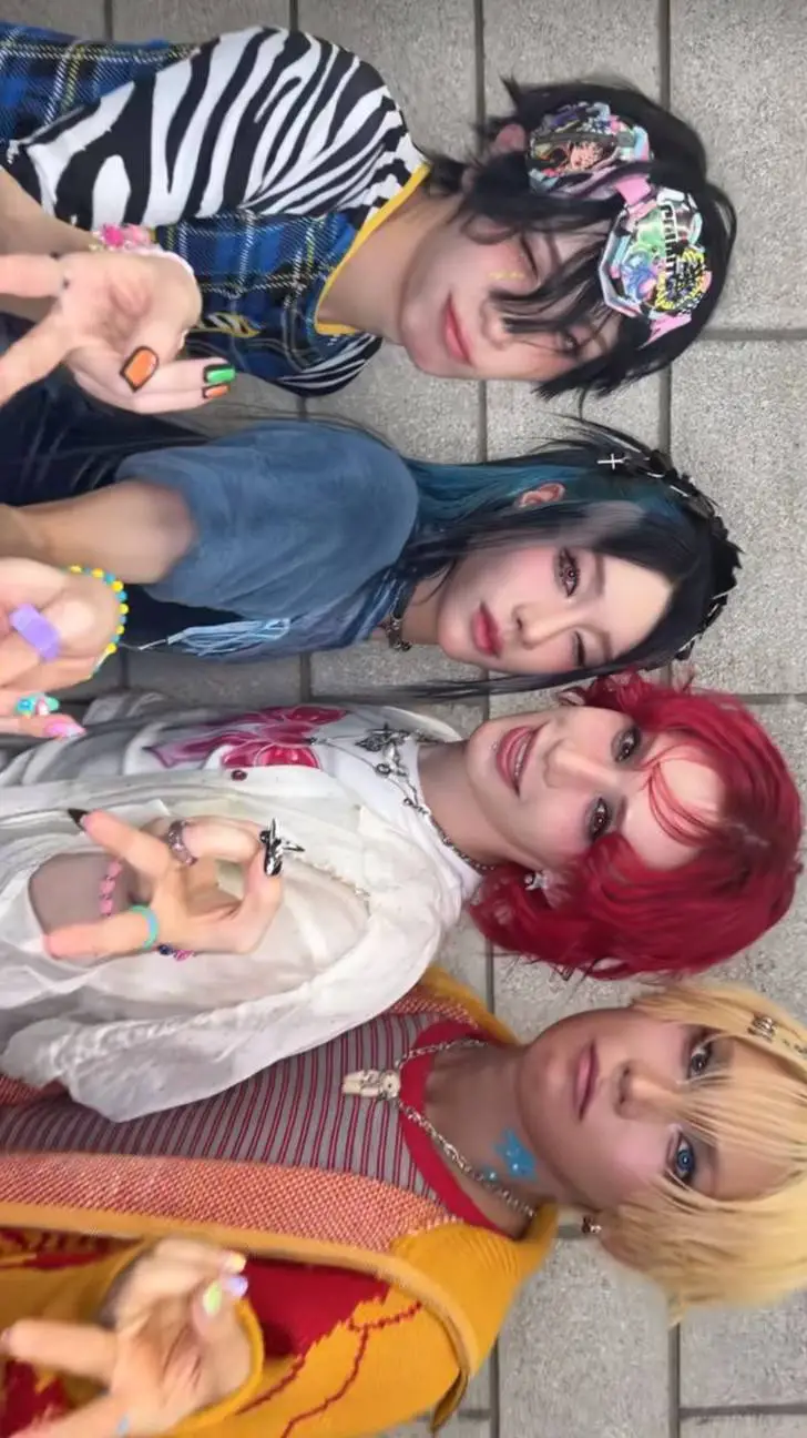 ai character: XLOV background