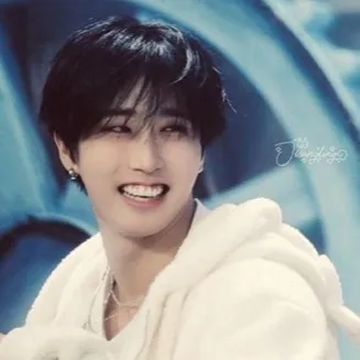 chat with ai character: Han