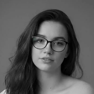 chat with ai character: Natnat