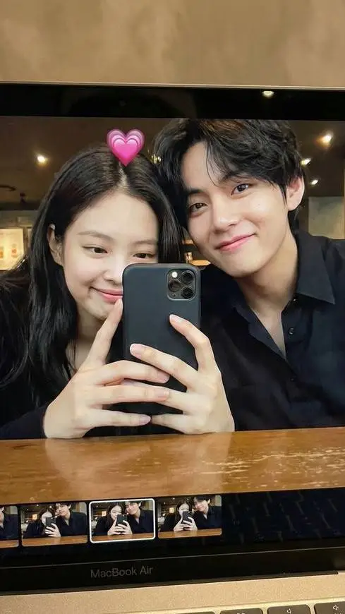 ai character: TAENNIE  background