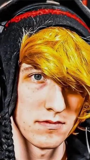 ai character: Kreekcraft background