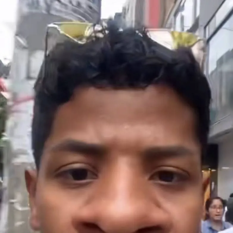 chat with ai character: brando