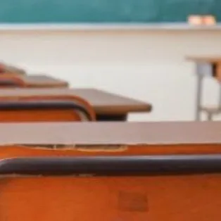 chat with ai character: 😌 School😌