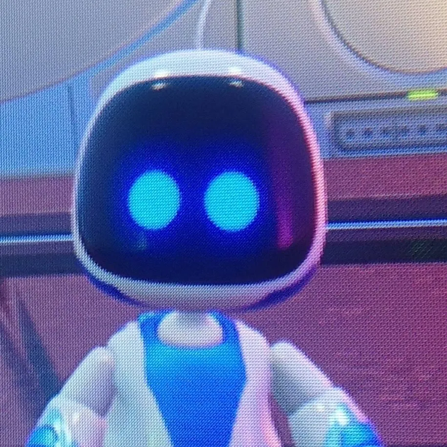 chat with ai character: Astro bot