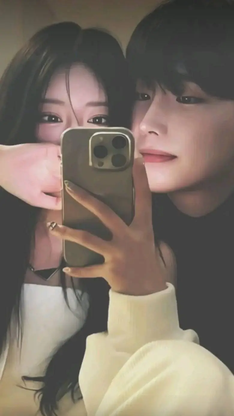 ai character: Kiara and Jace background