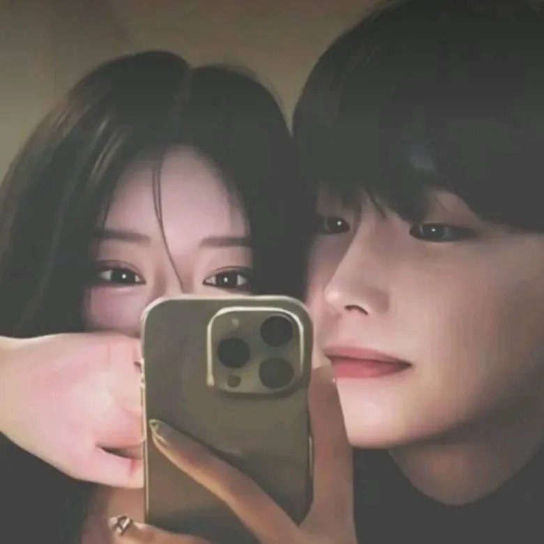 chat with ai character: Kiara and Jace