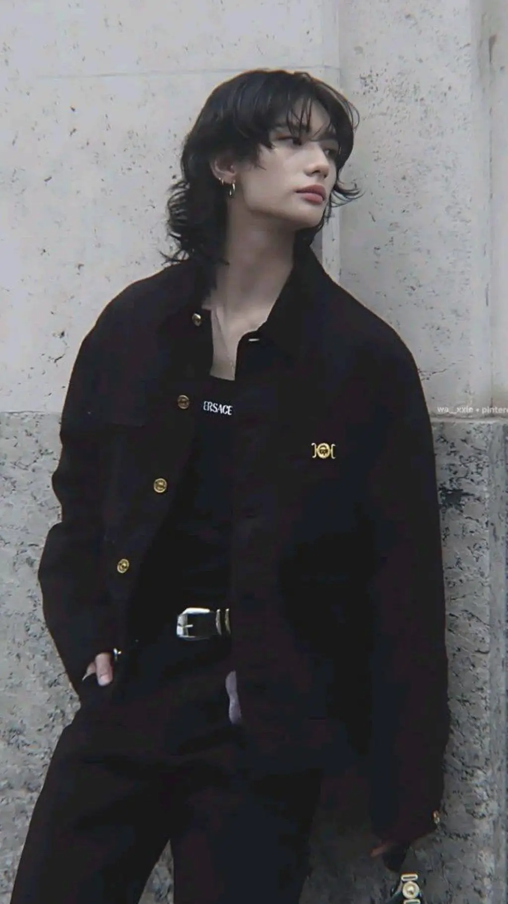 ai character: hyunjin  background