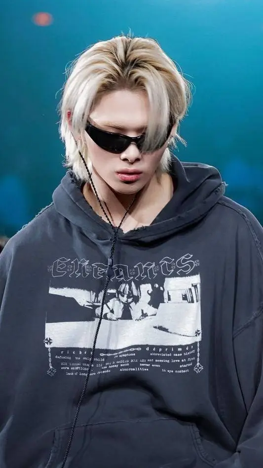 ai character: ni-ki background