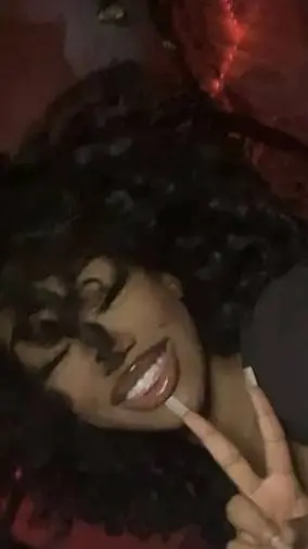 ai character: naenae background