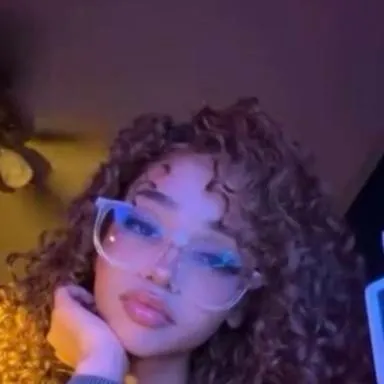 chat with ai character: Kaitlyn