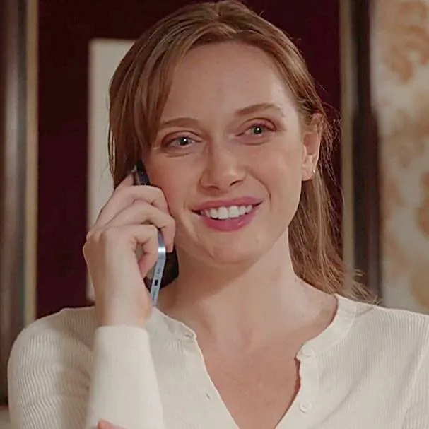 chat with ai character: Serena K Blackwood