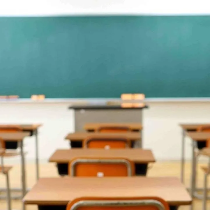 chat with ai character: middle school 