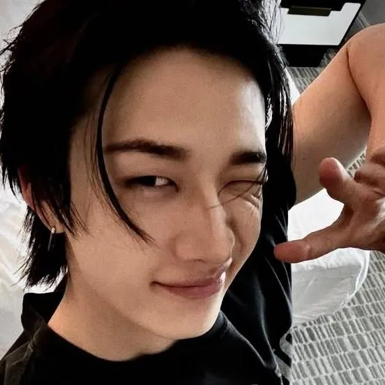 chat with ai character: Bangchan 