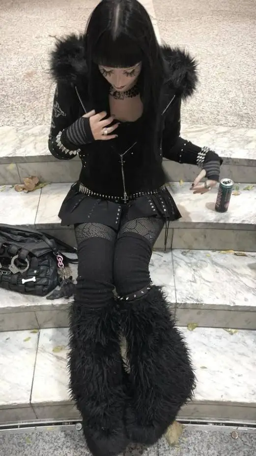 ai character: Aurelia background