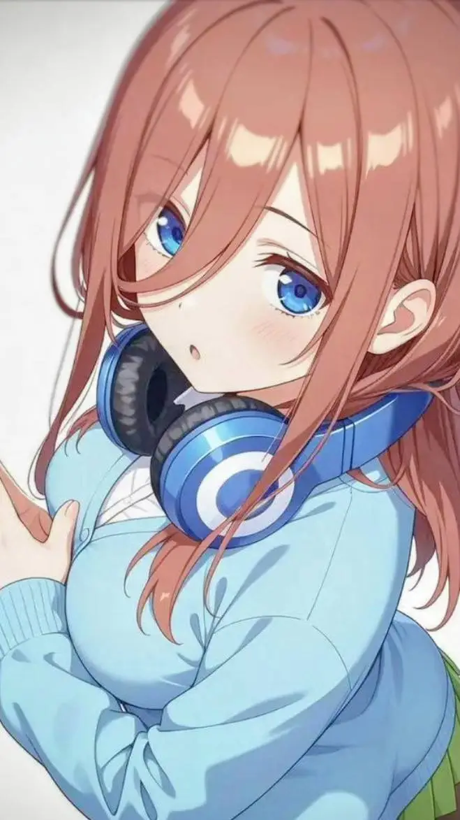 Talkie AI - Chat with 🧡Miku Nakano🤎