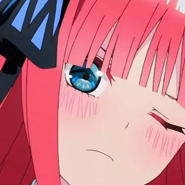 chat with ai character: Nino Nakano 💅