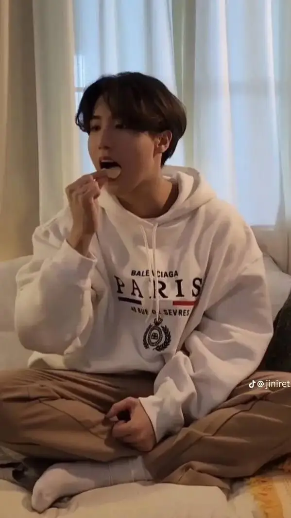 Talkie AI - Chat with Han Jisung