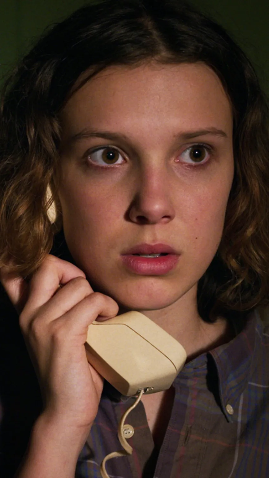 ai character: Eleven(el) background