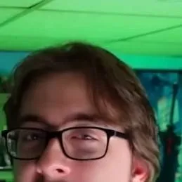 chat with ai character: Samuel