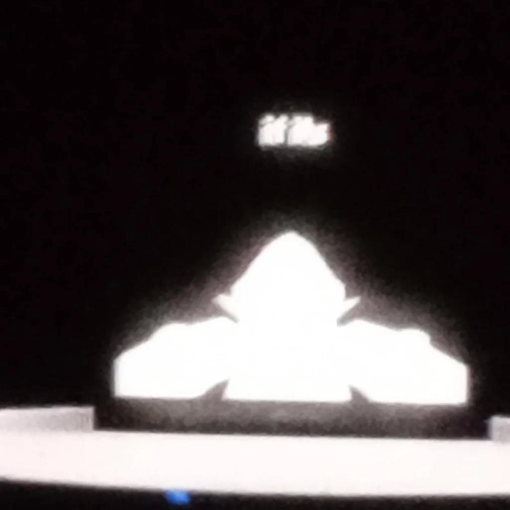 chat with ai character: nice clear