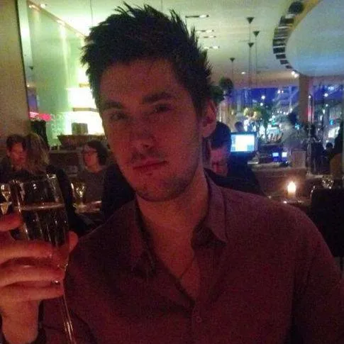 chat with ai character: Dexter Manning💟