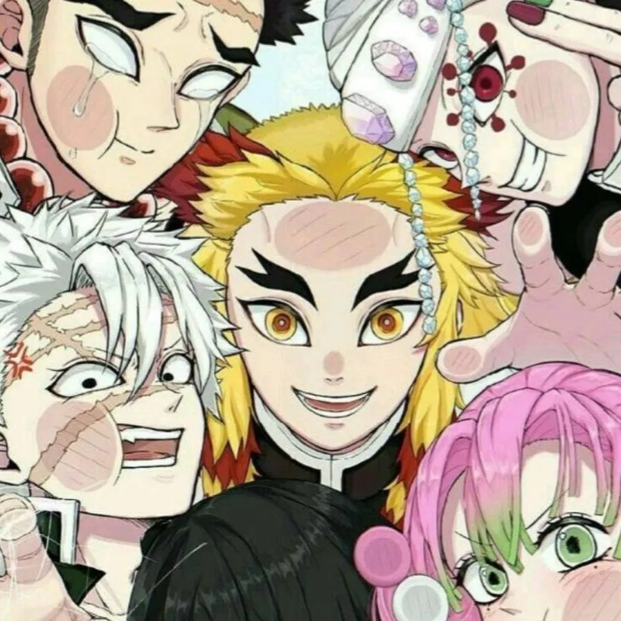 chat with ai character: pijamada{c x p