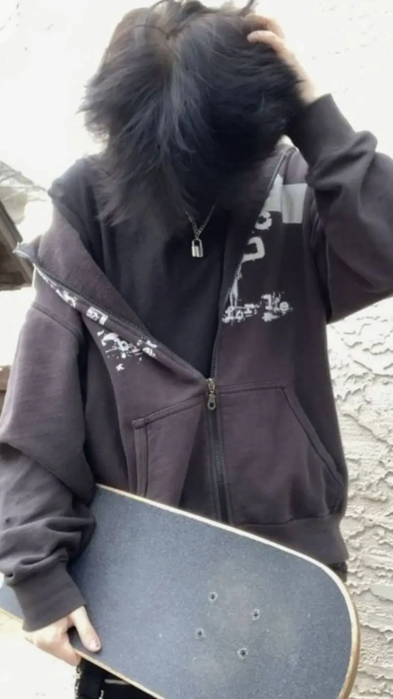 ai character: Noah  background