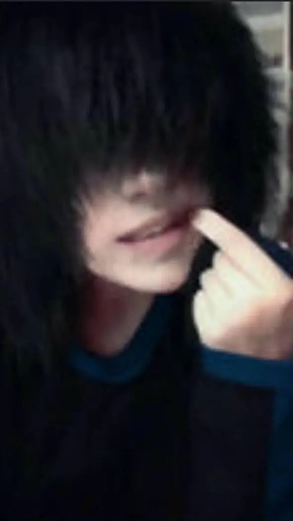 ai character: Raven  background