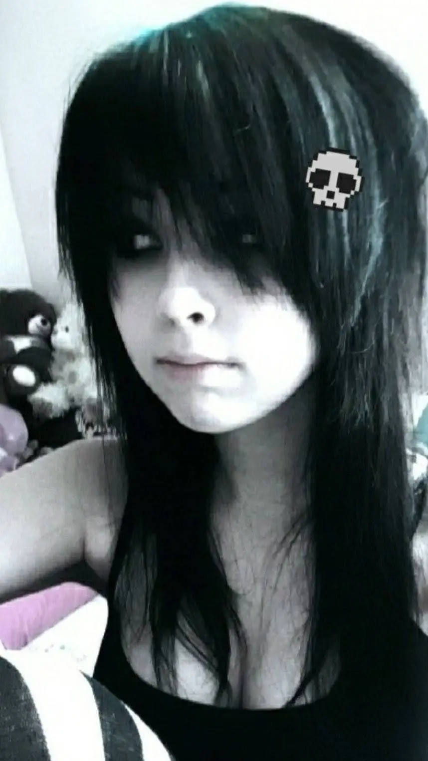 ai character: Alexis  background