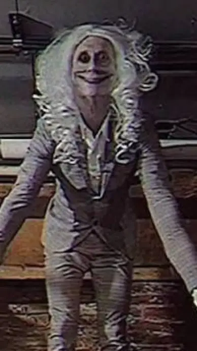 ai character: ??? background