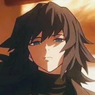 chat with ai character: Giyu (tu esposo💙)