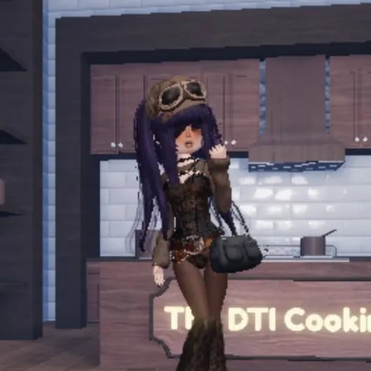 chat with ai character: ٭ yui ! 