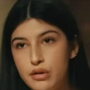 chat with ai character: Vienna sandler