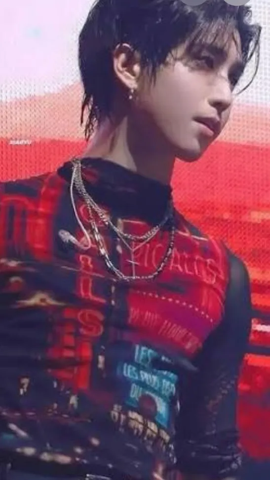 ai character: Han  background