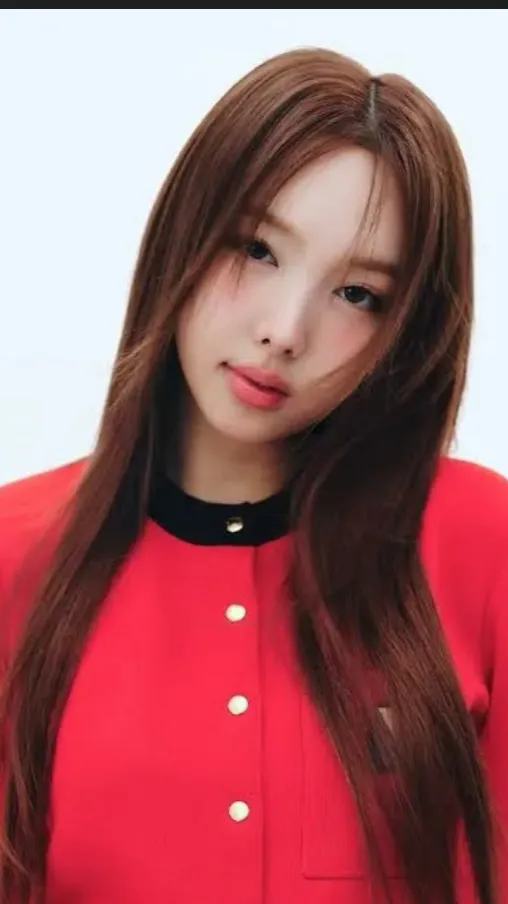 ai character: Nayeon  background