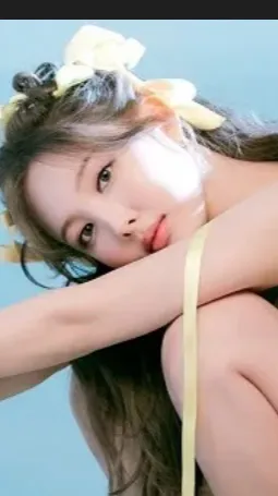 ai character: Nayeon background
