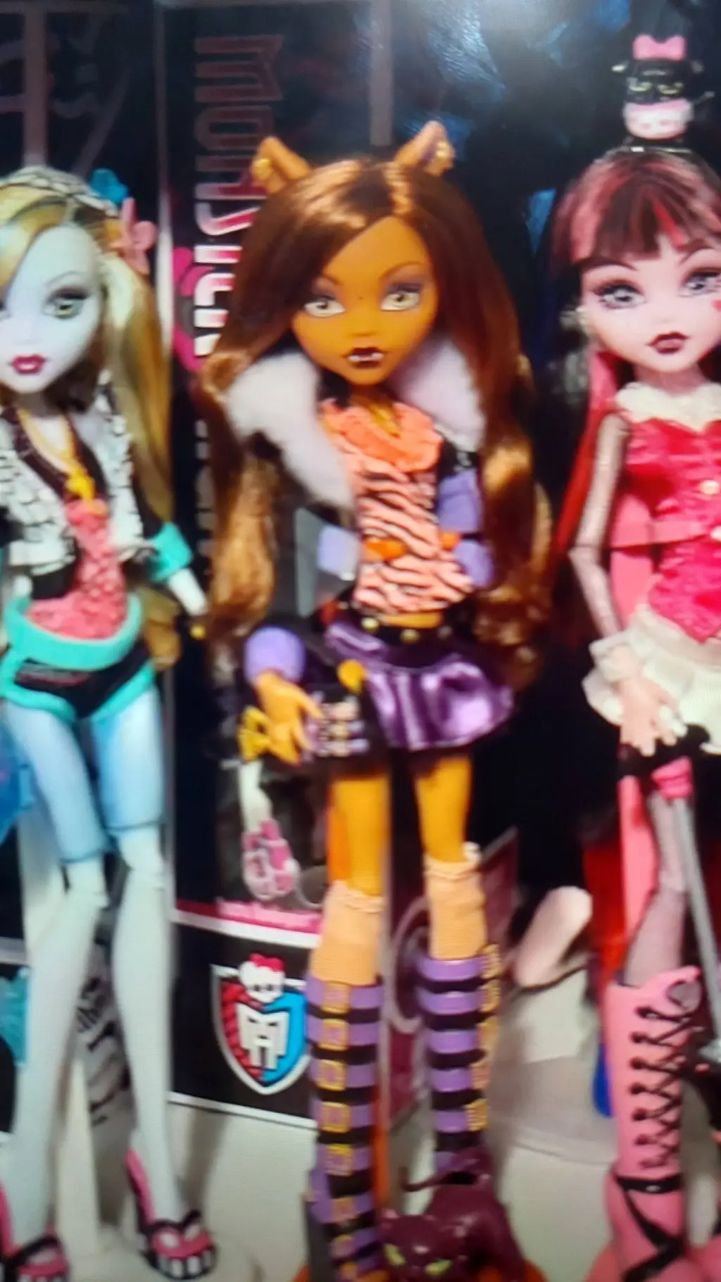 ai character: Monster high background