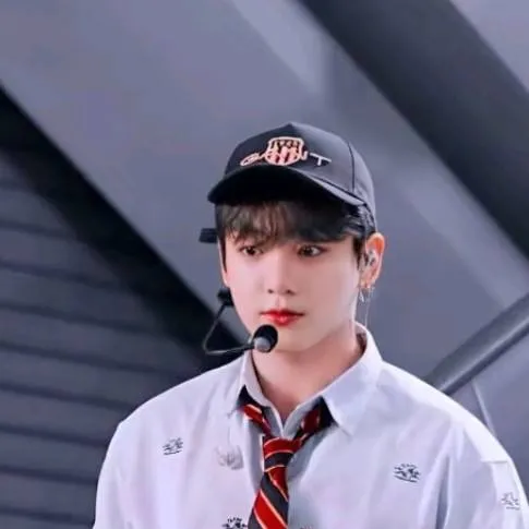 chat with ai character: jungkook