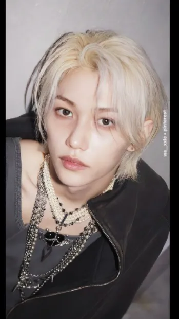 ai character: Felix background