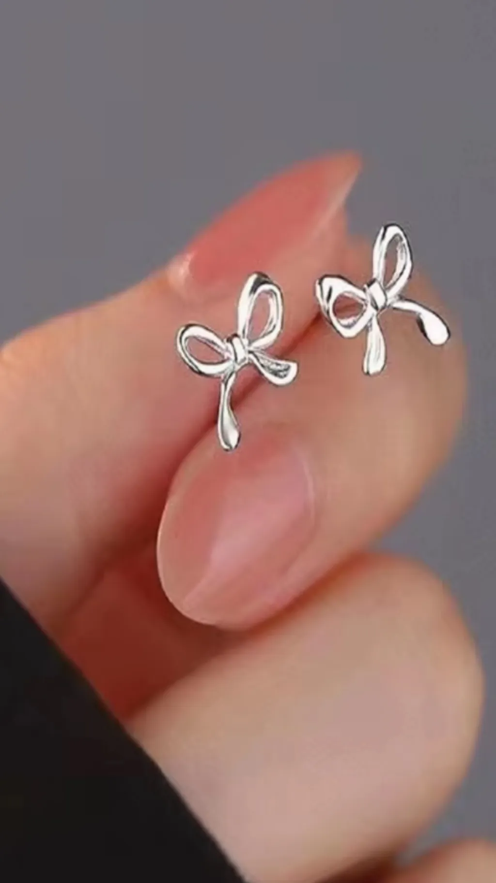 Talkie AI - Chat with Earrings