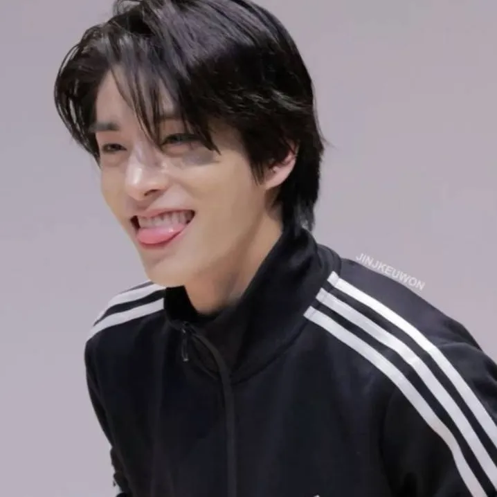 chat with ai character: Jake