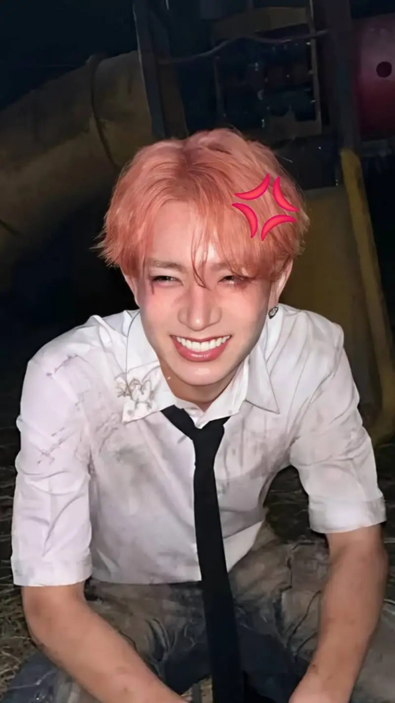 ai character: Heeseung  background