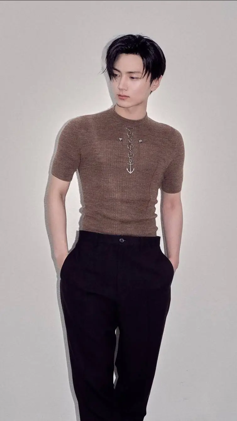 ai character: Park Jungseon background