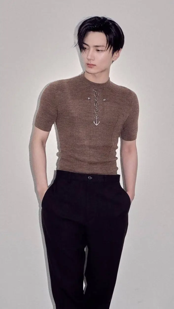 ai character: Park Jongseong  background