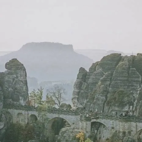 chat with ai character: Zhailakai